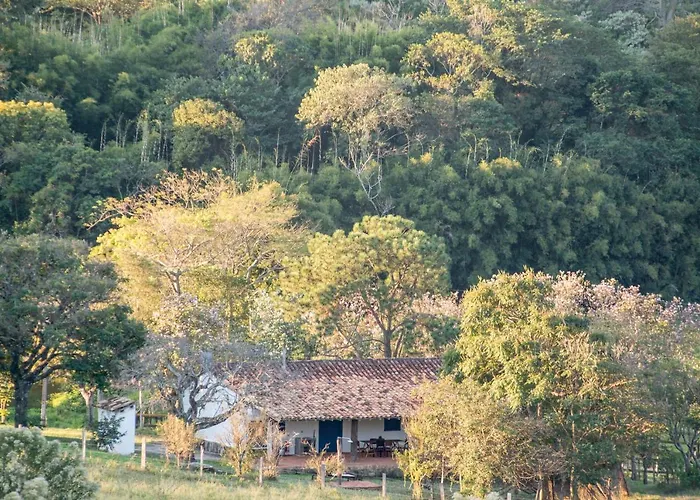 Hospedaria Fazenda Aguas Claras Lindóia